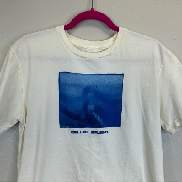 Billie Eilish Blue White Graphic Band Tee Womens L/XL Pop Music Festival Tour - Picture 2 of 8